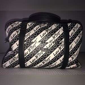 ~Luv Betsy by Betsy Johnson weekender Bag~